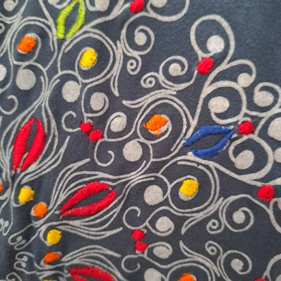 Embroidered Tunic Top - Picture 5 of 8